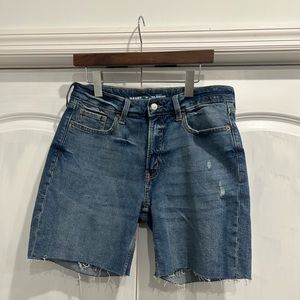 Old Navy High-Rise O.G Straight Shorts